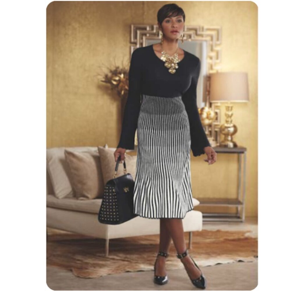 ASHRO Ombre Black & White Knit Midi Dress